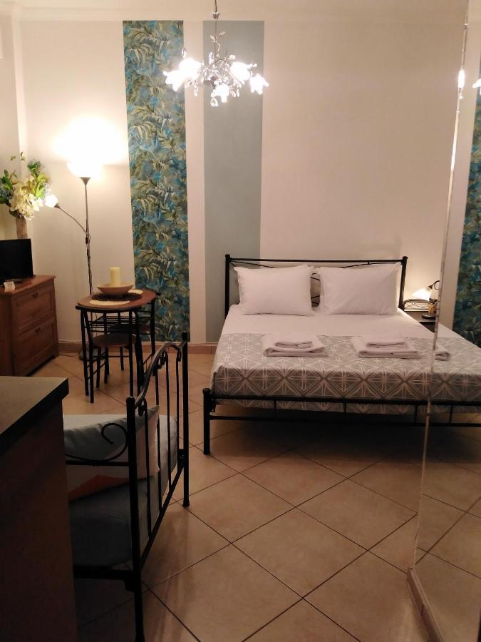 Apartamento La Casa Di Maria Atenas Exterior foto